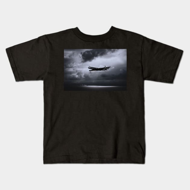 Maritime Patrol and Reconnaissance Kids T-Shirt by aviationart